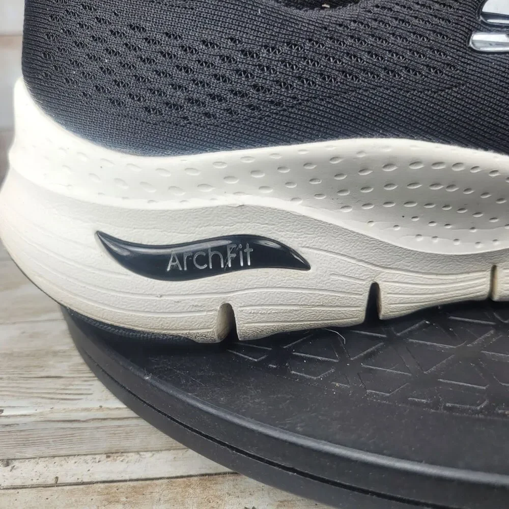 Skechers Arch Fit Sneakers Women's Size 10 Black Mesh Lace Up Walking Running